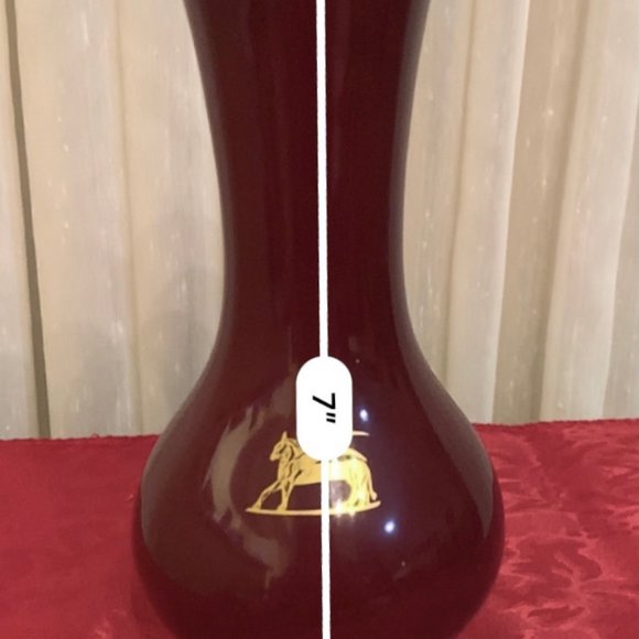 Hand-painted Perugina w/Griffin Vase - Picture 7 of 10